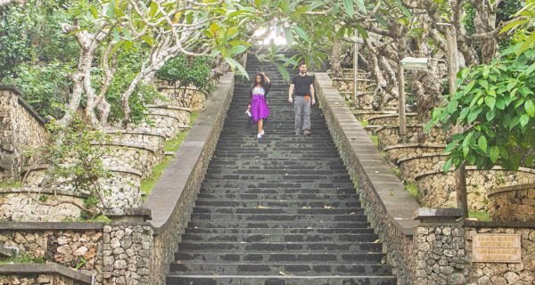 pura-uluwatu-600x320